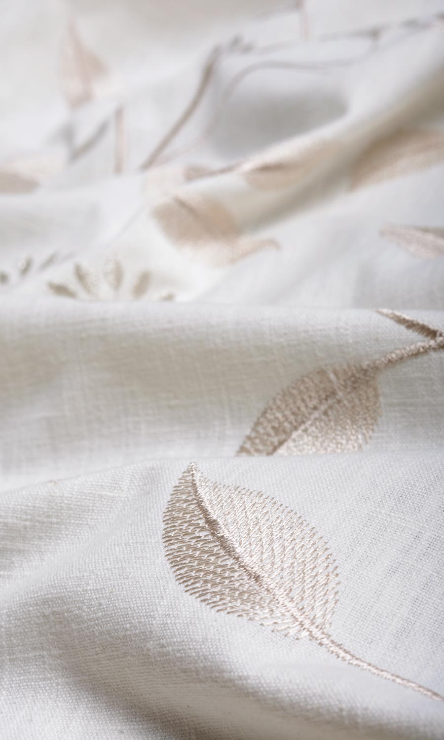 Floral Embroidery Home Textile Fabric Material By the Yard (White/ Cream)