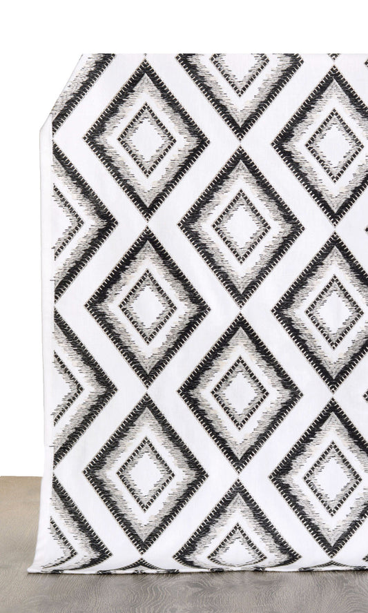 Geometric Patterned Shades (White/ Black)