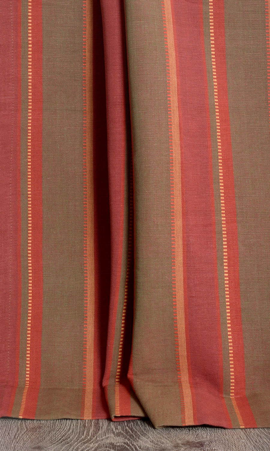 Cotton Home Textile Fabric Material By the Yard (Red/ Green)