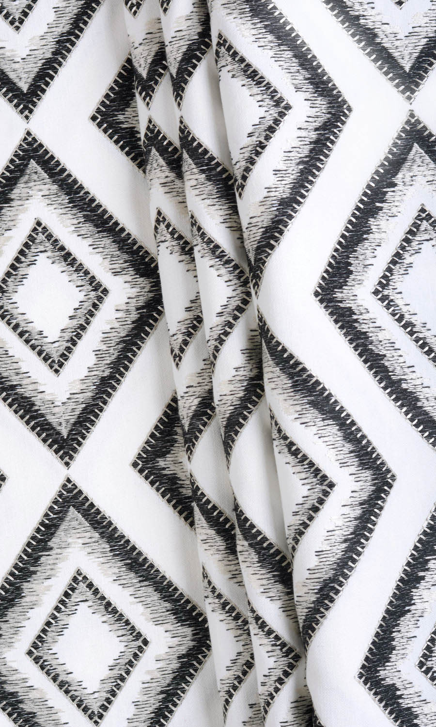 Geometric Patterned Home Textile Fabric Material By the Yard (White/ Black)