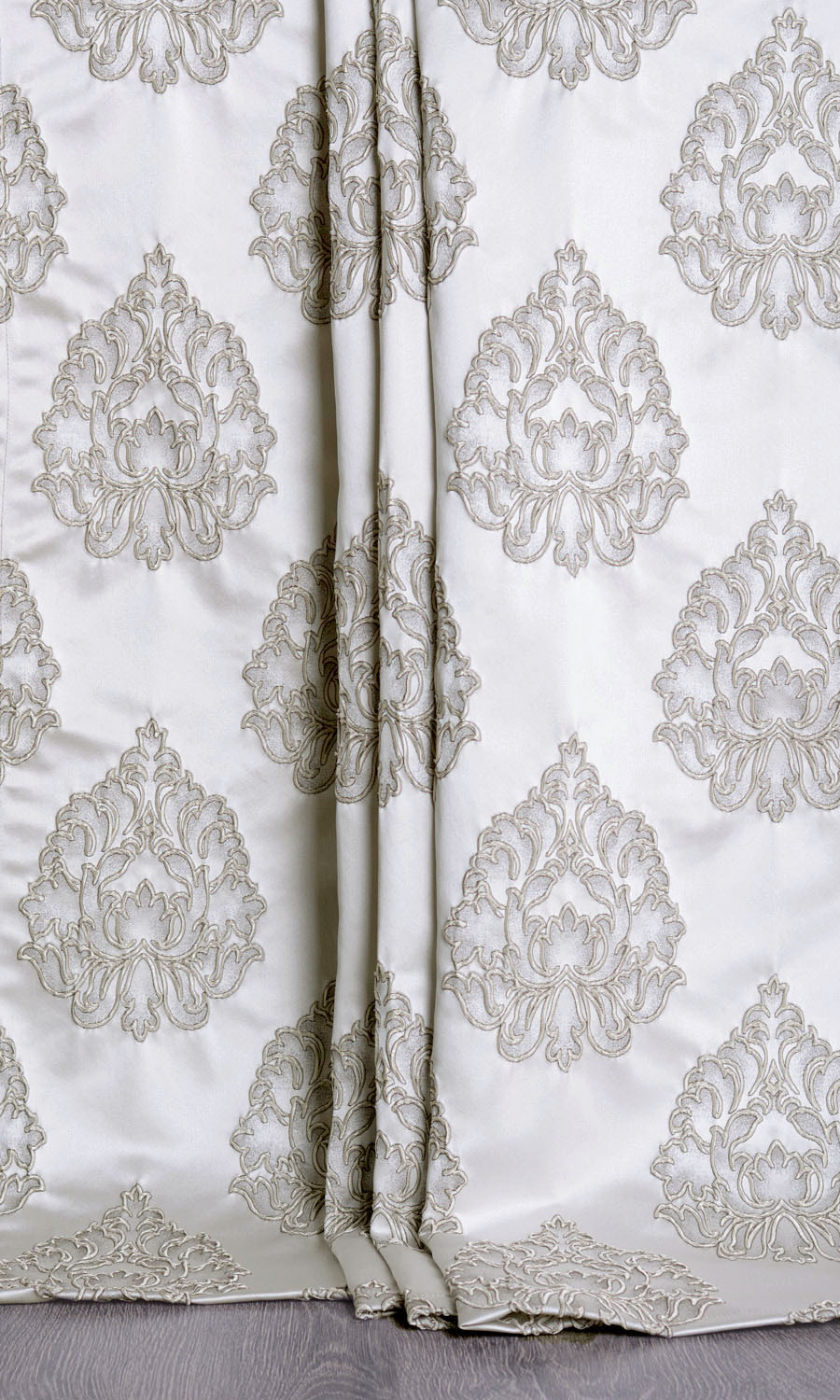Damask Textured Home Décor Fabric By the Yard (Off White/ Black)
